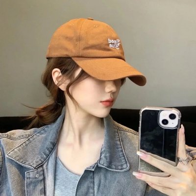 不受欢迎之家海报